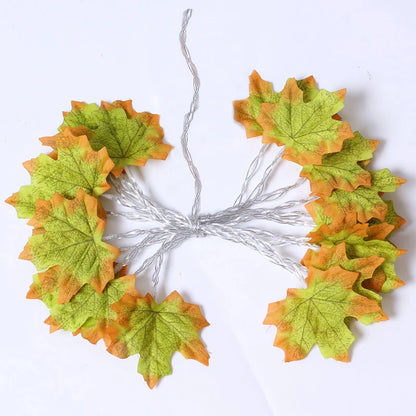Guirlande lumineuse LED à feuilles d’érable – 2, 3 ou 6 m