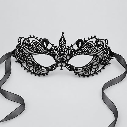 Masque en dentelle style chat pour bal masqué et déguisement