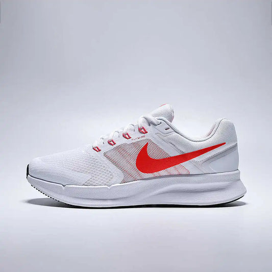 NIKE RUN SWIFT 3